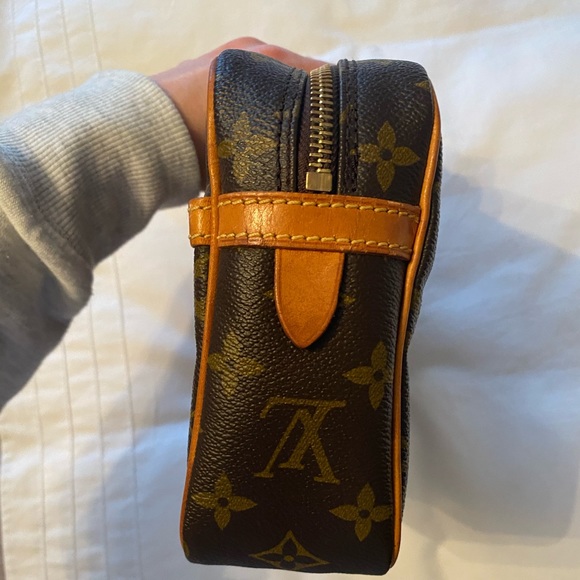 SOLD ❤️Authentic Louis Vuitton Compiegne 23 - Picture 4 of 9